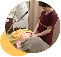 市ヶ谷オレンジ治療院 鍼灸治療 鍼は髪の毛よりも細い！注射のような痛みはほとんど感じません。